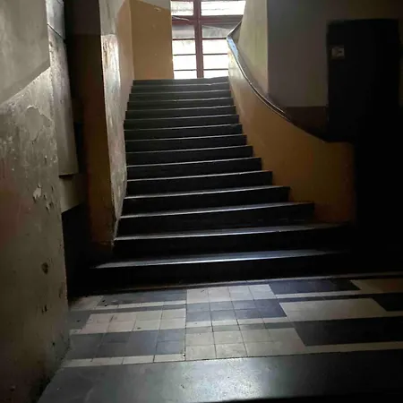 Old - Aparthotel